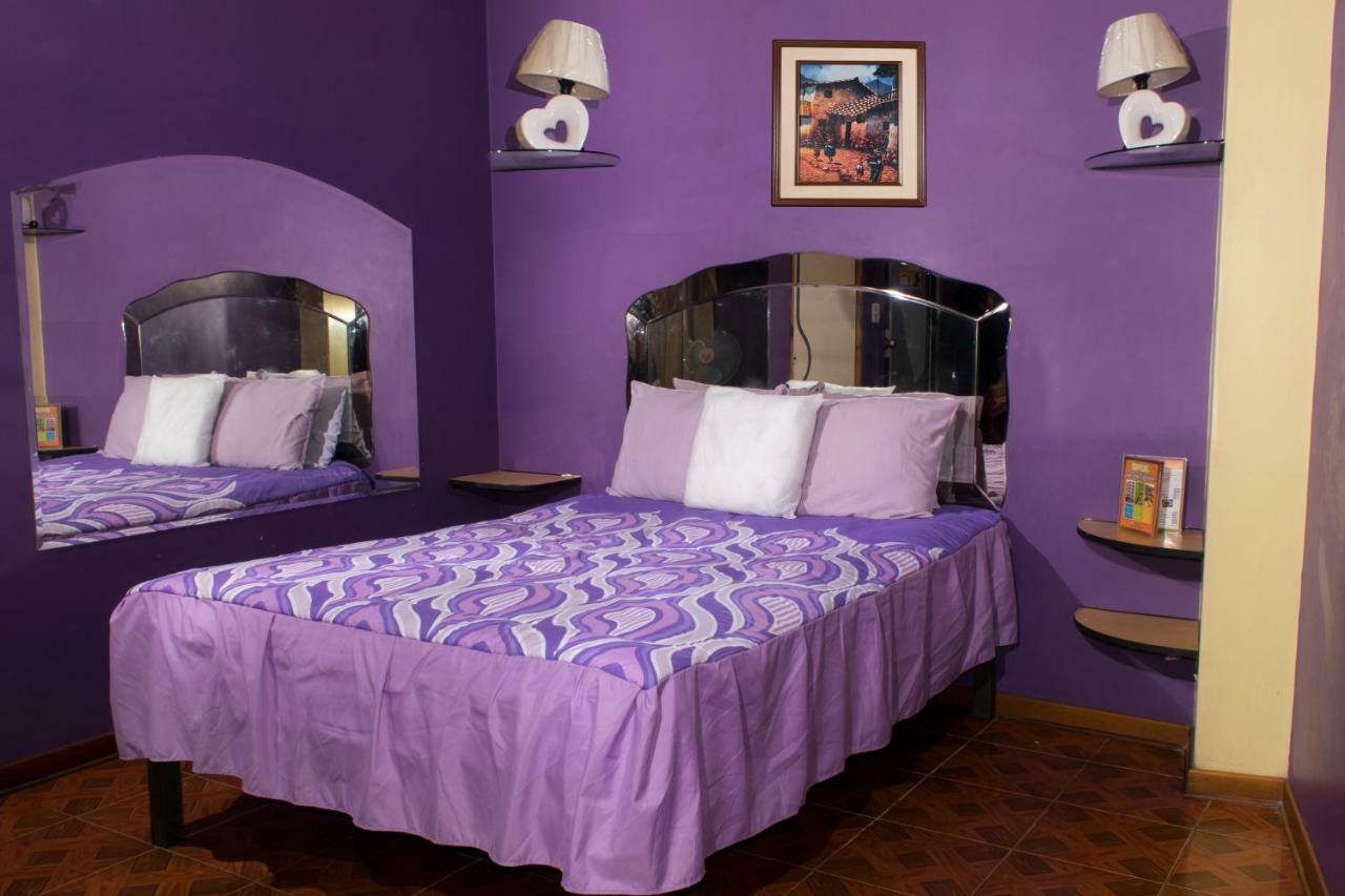 Hospedaje Las Tres Regiones Lima Ngoại thất bức ảnh